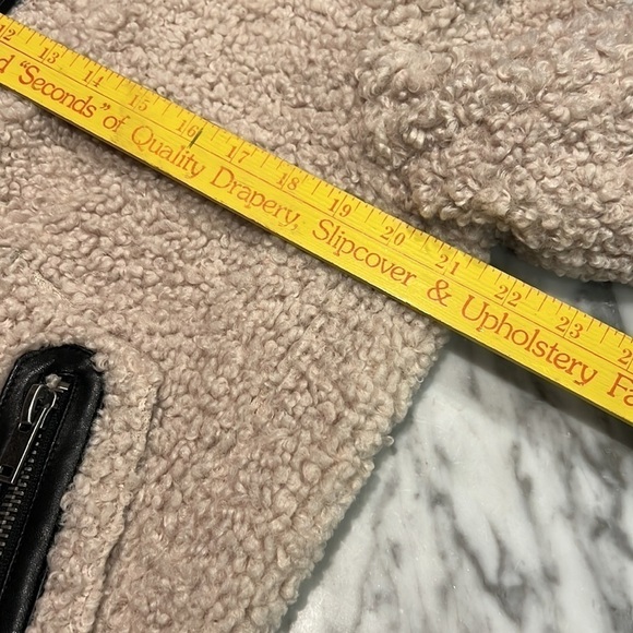 ZARA | Woman | Teddy Faux Shearling Moto Biker Jacket | Size M 🍁🍂 🏍️ - Picture 13 of 16